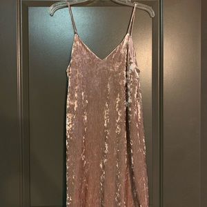 Short Rose Velvet Dress